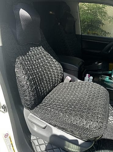Toyota Land Kruyzer 200 kuza üçün salon çexolu. Yaxşı vəziyyətdə. Heç — 4