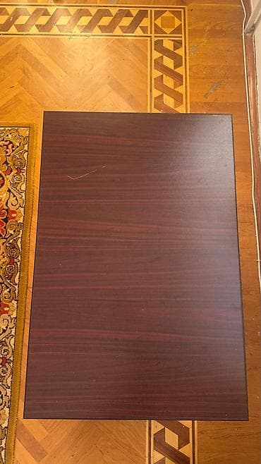 bar oturacaqlari: Jurnal masası, Açılmayan, Dördbucaq masa — 4