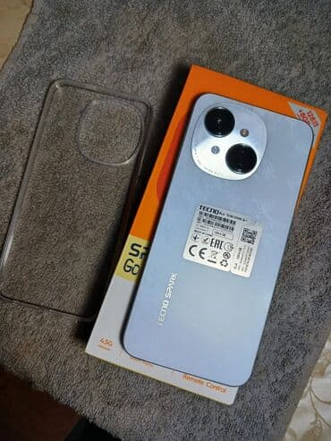 телефон fly tech 4: Tecno Spark, 128 ГБ, цвет - Белый, Отпечаток пальца, Face ID — 1