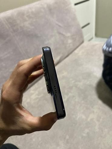 telefon akse: Tecno Spark 20 Pro, 256 GB, rəng - Qara, Zəmanət, Barmaq izi, Simsiz şarj — 7