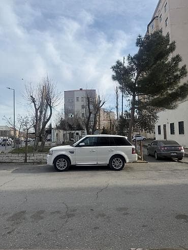 kia seed 2014: Land Rover Range Rover Sport: 0.3 l | 2009 il 230000 km Sedan — 5