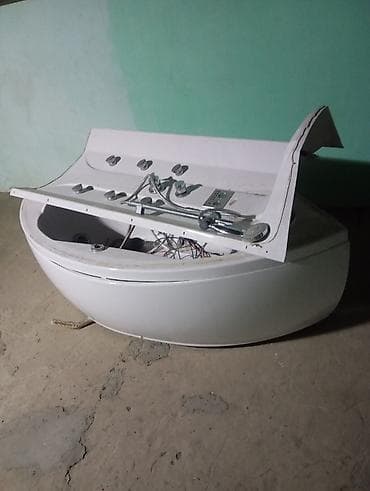 e motor: Hidromassajlı künc vannası - Korpus: akril, künc tipli oval form - — 1