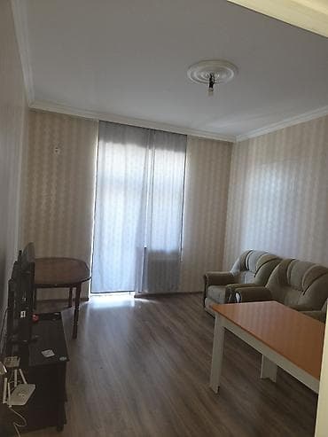 mida 382: Hövsan mida 1
2 otag eşyalı.
mertebe 3
420azn. Vasıteçı hakkı 100azn — 8