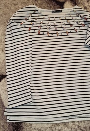 ağ koftalar: Kofta standart razmerdir s/m olar, 1 defe geyilib, yenidir.15 azn — 1