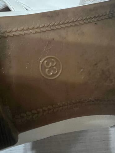 monobenzone behvazan 20: Ayaqqabı flodan alınıb 33 razmer 2 dəfə geyilib yumuşaqçox rahat — 3