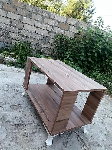 nerdivan satilir: Jurnal masası, Yeni, Açılmayan, Laminat, Kvadrat masa — 1