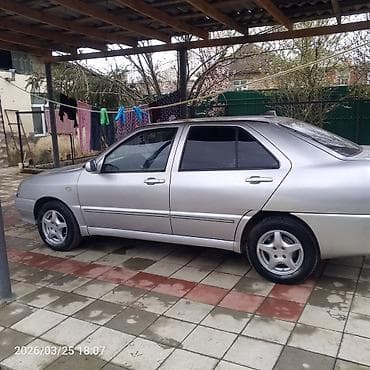 opel astra arxa stop: Chery Amulet sedan – gümüşü rəng.Feredo caşka,radiator,4 təzə — 4