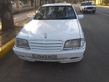 sənədsiz maşın satışı: Mercedes-Benz 200: 1.8 l | 1995 il Sedan — 2