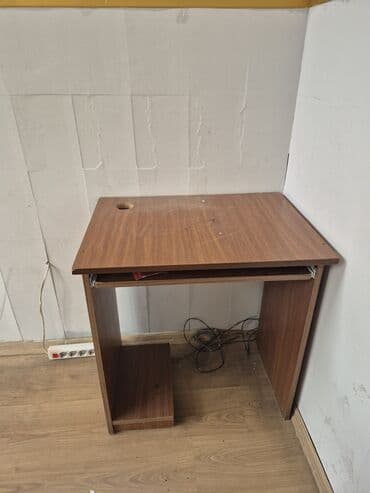 Düz masa, Polkalı, Siyirməli, Belarusiya, Teksturalı laminat, Zəmanətsiz, Kredit yoxdur lalafo.az -da Düz masa, Polkalı, Siyirməli, Belarusiya, Teksturalı laminat, Zəmanətsiz, Kredit yoxdur