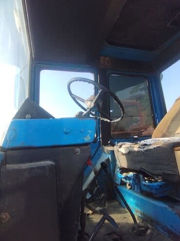 traktor altlıqlı qış çəkmələri: Traktor 80, 1985 il, 80 at gücü, motor 2.5 l, İşlənmiş — 3