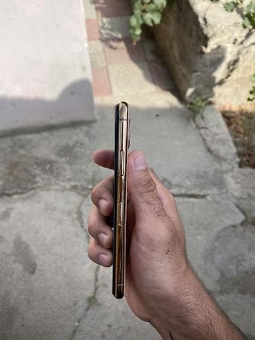 a 52 kabro: IPhone 11 Pro, 256 GB, Qızılı, Face ID — 2