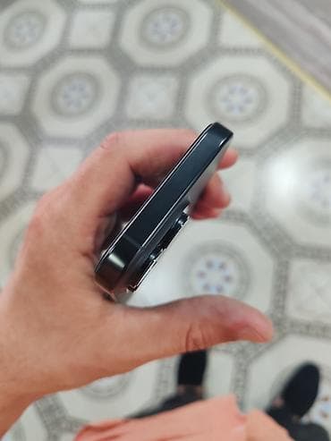 iphone 8s plus: IPhone 16 Pro, 256 GB, Qara, Face ID — 8