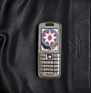 Nokia < 2 GB Memory Capacity, rəng - Gümüşü, Düyməli — 1
