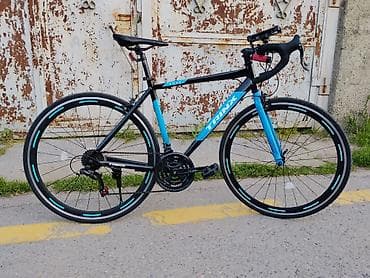 Razılaşmaq olar.ustundə təze kaska,eynək,kilid açarı,getməyinə söz ola