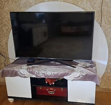 komotlar: Komod — 3