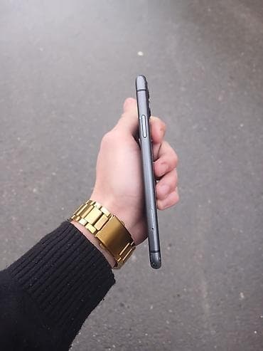 iphone 13 pro max kabro: IPhone 11, Qara, Face ID — 4