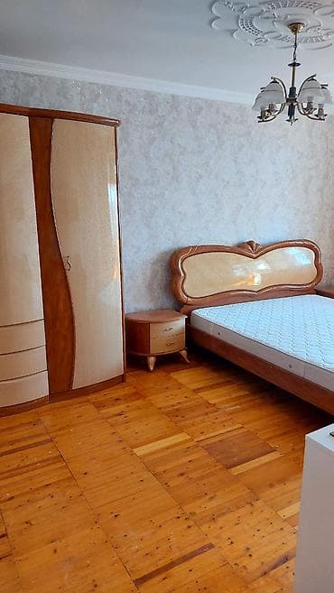 kireditle heyet evleri: 48 çi meh 3otaqlı evin 2 otağı kiraye verilir içi əşyalı evdi 370 — 8