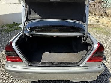 bmw e36 angel: Mercedes-Benz C-Class: 2.2 l | 2000 il Sedan — 10