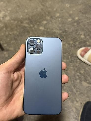 world z war: IPhone 12 Pro, Pacific Blue — 2