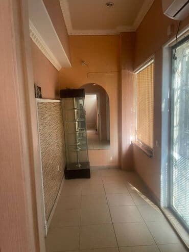 nerimanovda obyekt satilir: Nizami metrosununa yaxın 45 kv. 0byekt ofis maqaza salon plestesn — 13