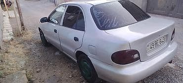 hyundai r17 disk: Hyundai Accent: 1.5 l | 1995 il Sedan — 5