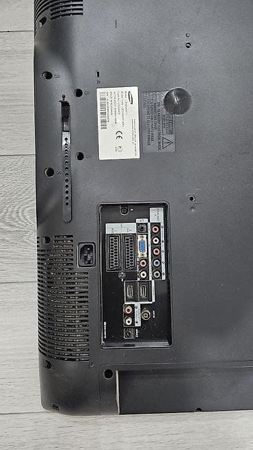 televizo: İşlənmiş Televizor Samsung LCD 32" Ünvandan götürmə — 1