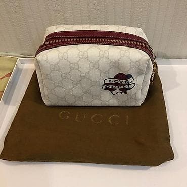 koja yubkalar: Gucci kosmetik çantası yeni - Rəng: açıq bej GG monoqram naxışlı — 1