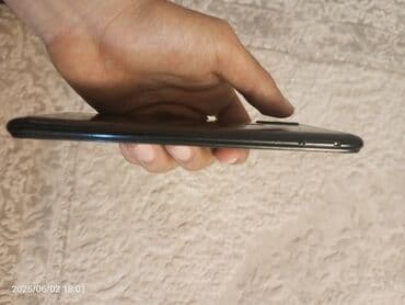 redmi note 6 pro qiyməti: Xiaomi Redmi Note 6 Pro, 32 GB, rəng - Qara, 
 Qırıq — 2