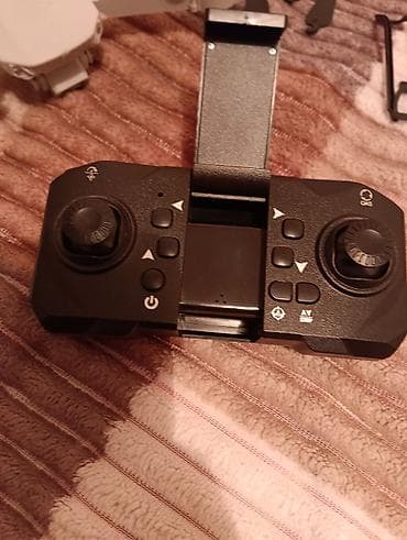 Mini qatlanan dron dəsti Xüsusiyyətlər: - Qatlanan, yüngül