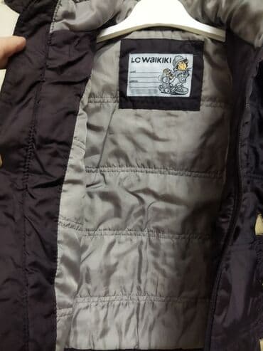 usaq ucun toxunma paltarlar: 3.4yaş oglan uşagı üçün kurtka vaikikidən alınıb yaxşı vəziyyətdədir — 2