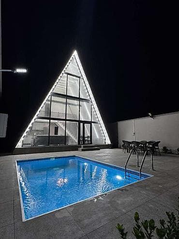 emircan heyet evi: Mərdəkanda yerləşən isti, hovuzlu bağ evimiz xidmətinizdədi,xidmətə — 1