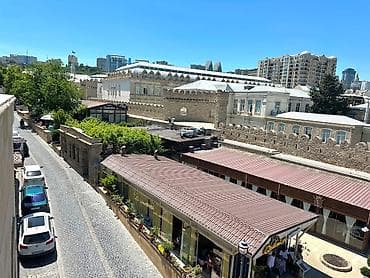 kiraye gence: Bakının ən prestijli və turistik zonalarından biri olan İçərişəhərdə — 2
