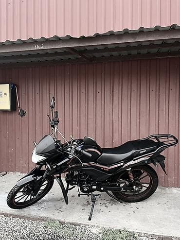 Tufan M50N motosiklet - Rəng: qara, qırmızı xəttlər - Mühərrik: 50