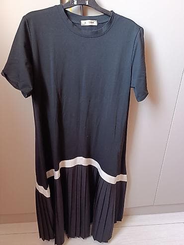 Qadın geyim dəsti – 3 paltar 1) Qara T‑shirt üslublu paltar -