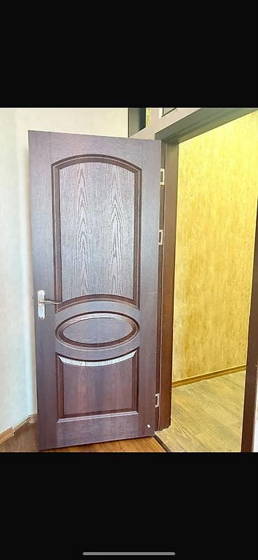 Qapi 8eded 4u200/70sm 4u200/80sm
55azn biri
Ehmedli 4908 leli
