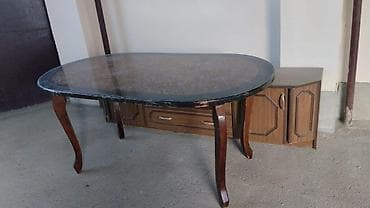 Qonaq masası, İşlənmiş, Açılmayan, Oval masa