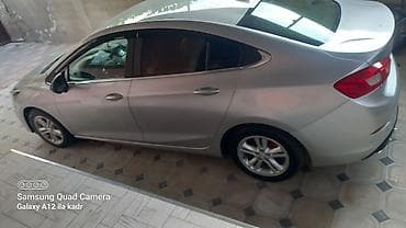 vaz 2107 abirsofka: Chevrolet Cruze sedan – gümüşü rəngdə, aerodinamik xəttlərə malik — 3