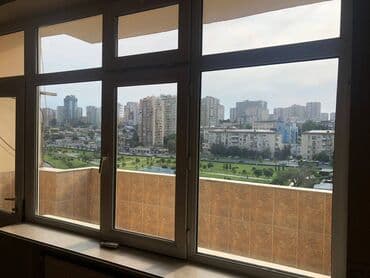 9 ci mikrorayon satilan evler: 3 otaqlı, Yeni tikili, 170 kv. m — 12