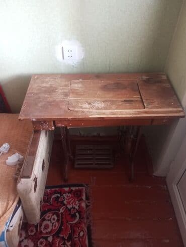 Paltar tiken masin ayaqli overlok duzeltmak lazimdi .Qiymeti 50m lalafo.az -da Paltar tiken masin ayaqli overlok duzeltmak lazimdi .Qiymeti 50m