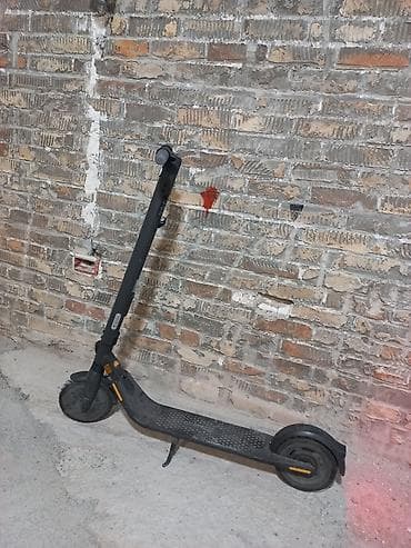 İdman və hobbi: İşlənmiş Elektrik samokat 9", 501 - 750 Vt, 26 - 35 km/s, Ödənişli çatdırılma — 1