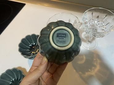 mastertile 4: Бокалы 


Все вместе 15 azn
2 бокала - karacha 
4 - jusk — 2