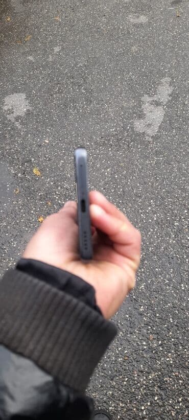 телефон флай металлический корпус: Qara rəngdə smartfon - Tam ekranlı, nazik çərçivəli dizayn - Ön — 8