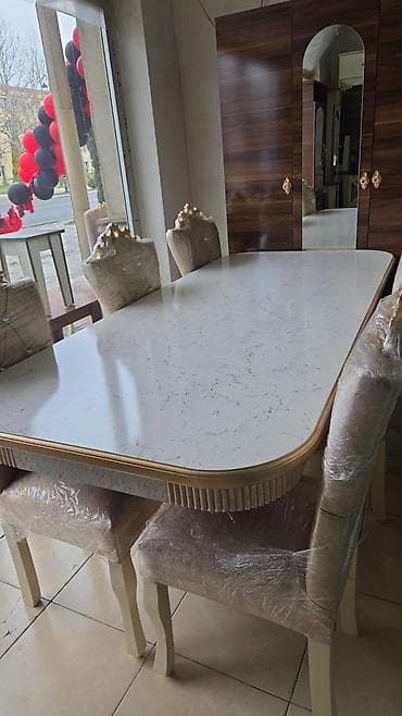 saat gence: Qonaq otağı üçün, Açılmayan, Oval masa, 6 stul — 2