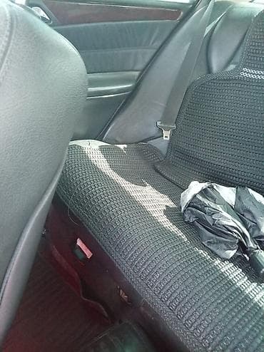 volkswagen tiguan 1 4: Mercedes-Benz C-Class sedan - Kuzov: sedan, tünd rəng - Nömrə: AZ — 5