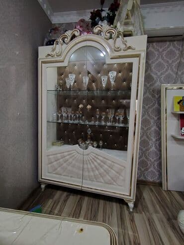 boz metbex mebelleri: Açılan, 2 qapılı Düz dolab, Qorka — 1