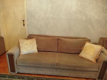 acilan divan: Çevrilən divan (yatak funksiyalı), qəhvəyi rəng. uzunluğu:225 eni:95 — 1