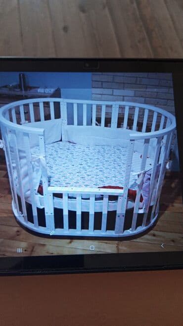 gul ekmek ucun qablar: Oğlan və qız üçün, Yumru, Beşik, Dəst ilə, Matras ilə, Yellənmə mexanizmsiz — 1