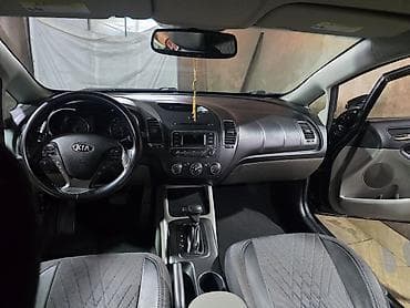 evakuator satisi: Kia Forte sedan - Kuzov: 4 qapılı sedan, qara rəng - Mühərrik və — 10