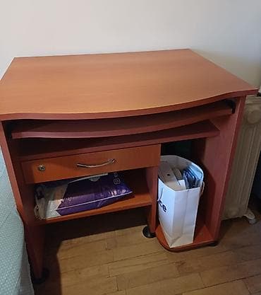 kompyuter masalari: Düz masa, Polkalı, Siyirməli, Taxta, Zəmanətsiz, Kredit yoxdur — 1