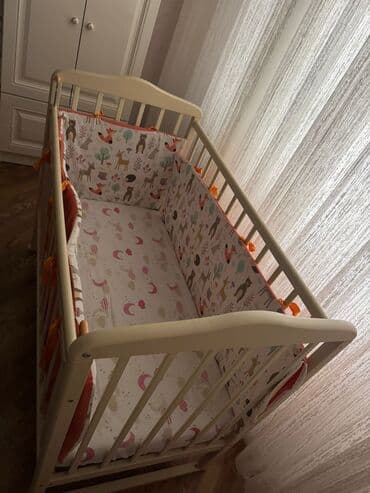 Oğlan və qız üçün, Dördbucaq, Beşik, Dəst ilə, Matras ilə, Yellənmə mexanizm ilə